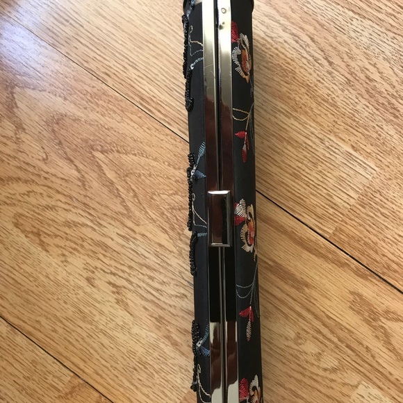 Black beaded clutch - Picture 4 of 5